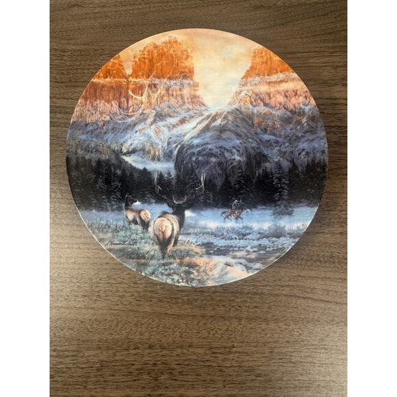 The Faces of Nature Plate Wintering with the Wapiti Julie Kramer Cole 4777C - Picture 1 of 4